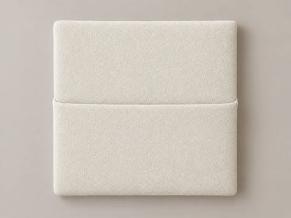 Cabecero modular nube blanca, liso con bolsillo a media altura. Módulo de 30 × 30 × 3,5 cm.