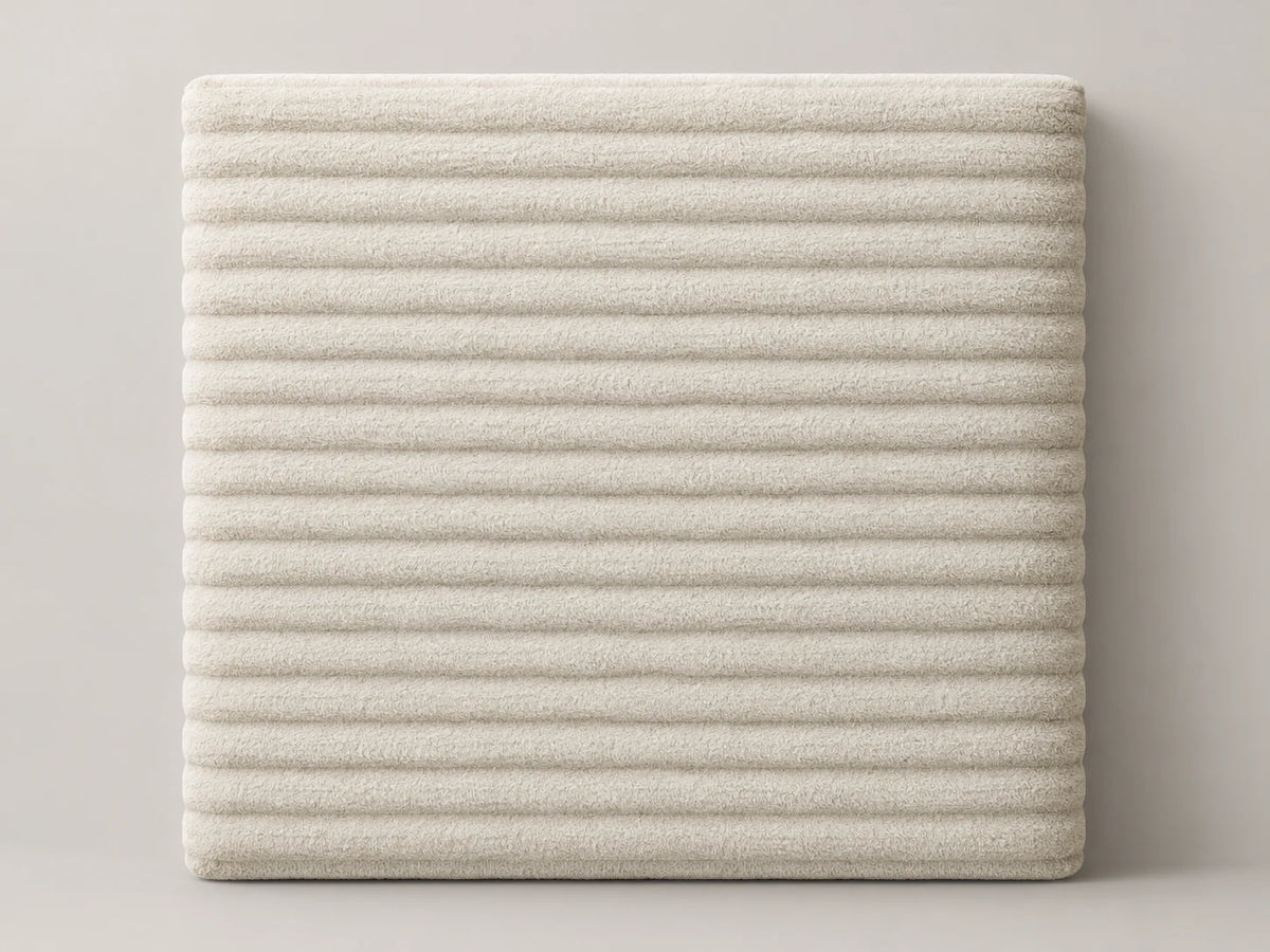 Cabecero modular pana gruesa blanca, liso. Módulo de 30 × 30 × 3,5 cm.