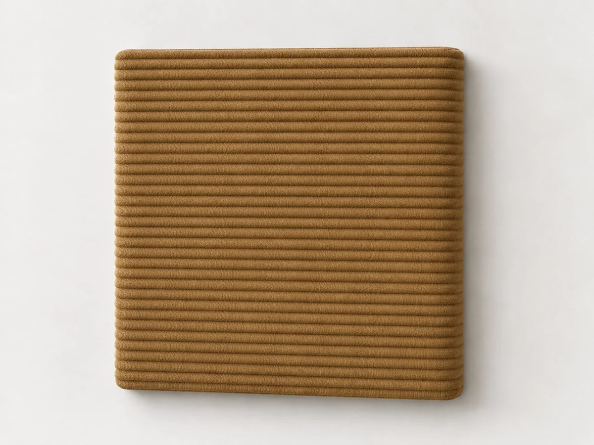Cabecero modular · Vista del acabado pana marrón en un módulo liso de 30 × 30 × 3,5 cm