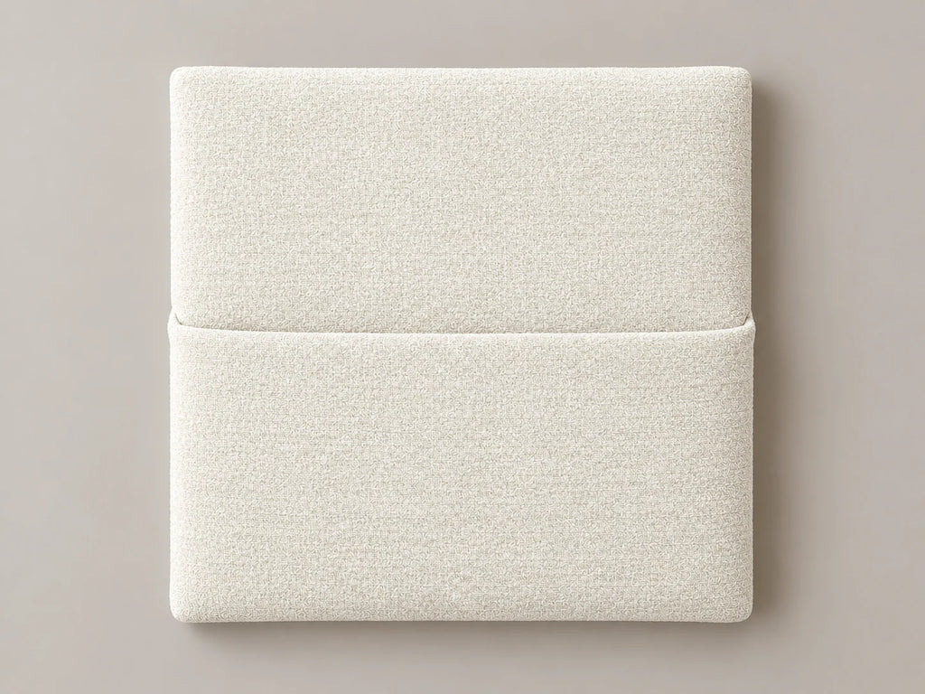 Cabecero modular tela entrelazada blanca, liso con bolsillo a media altura. Módulo de 30 × 30 × 3,5 cm.