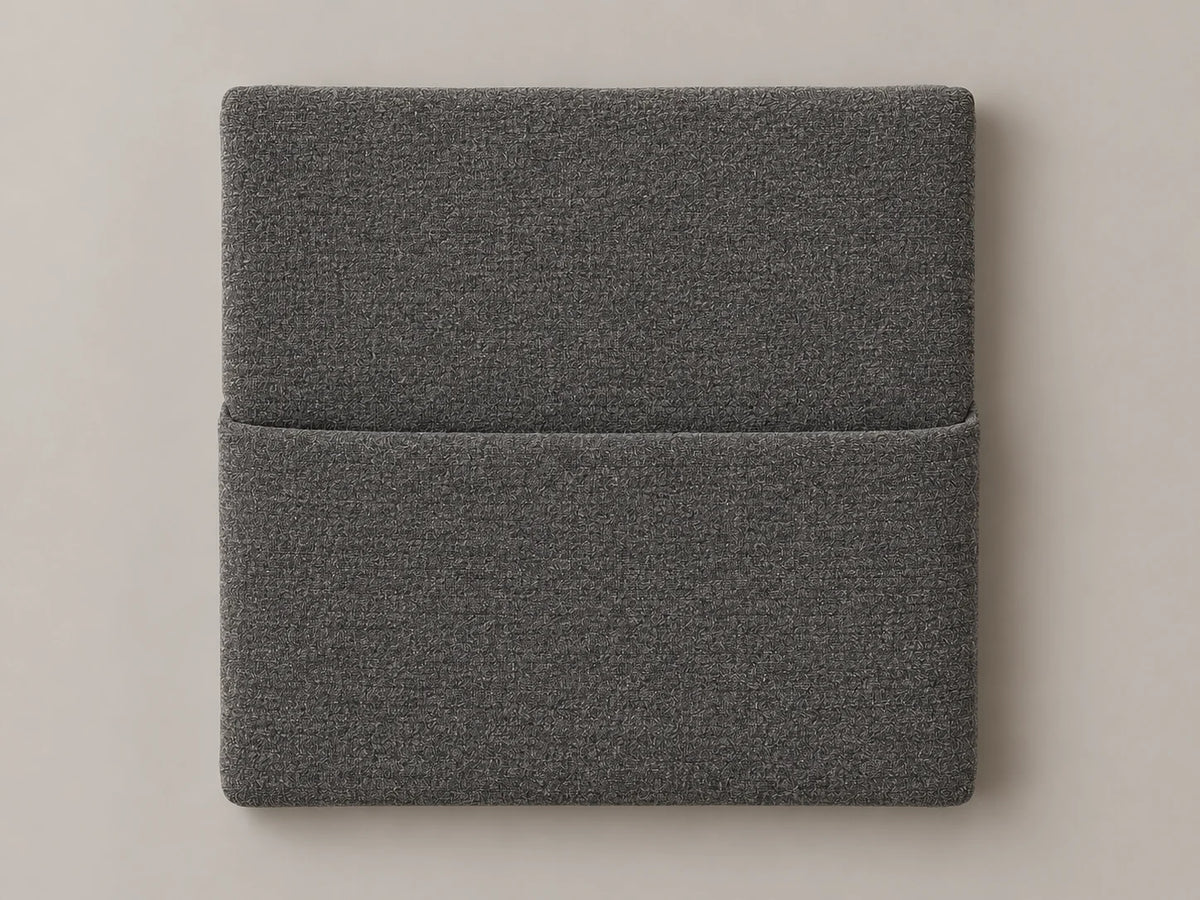 Cabecero modular tela entrelazada gris, liso con bolsillo a media altura. Módulo de 30 × 30 × 3,5 cm.