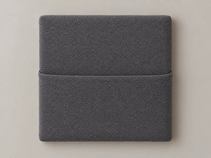 Cabecero modular tela tejida gris, liso con bolsillo a media altura. Módulo de 30 × 30 × 3,5 cm.
